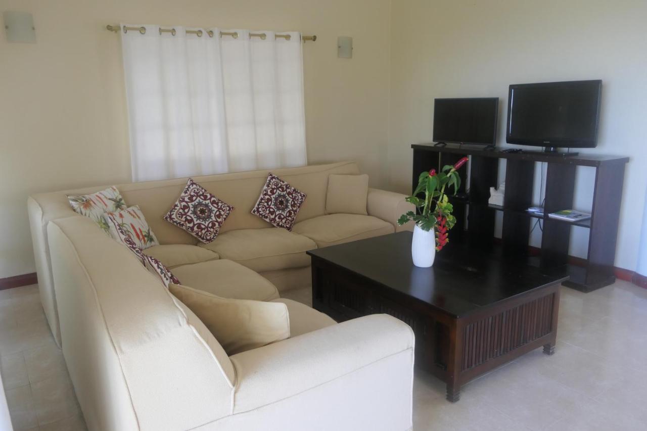 Tropical Garden Self Catering Villa Виктория Екстериор снимка