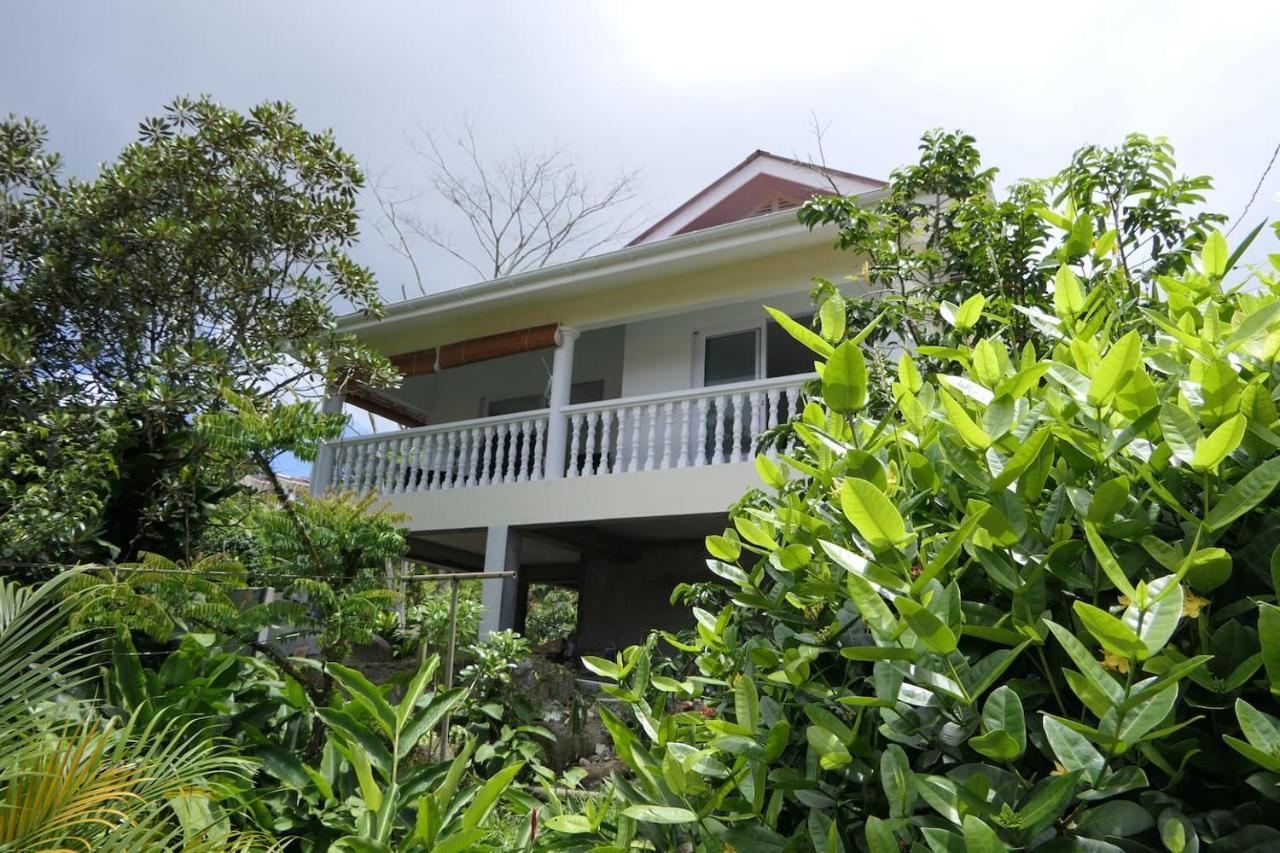 Tropical Garden Self Catering Villa Виктория Екстериор снимка