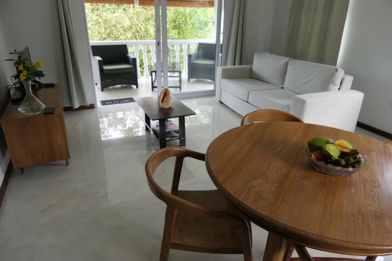 Tropical Garden Self Catering Villa Виктория Екстериор снимка