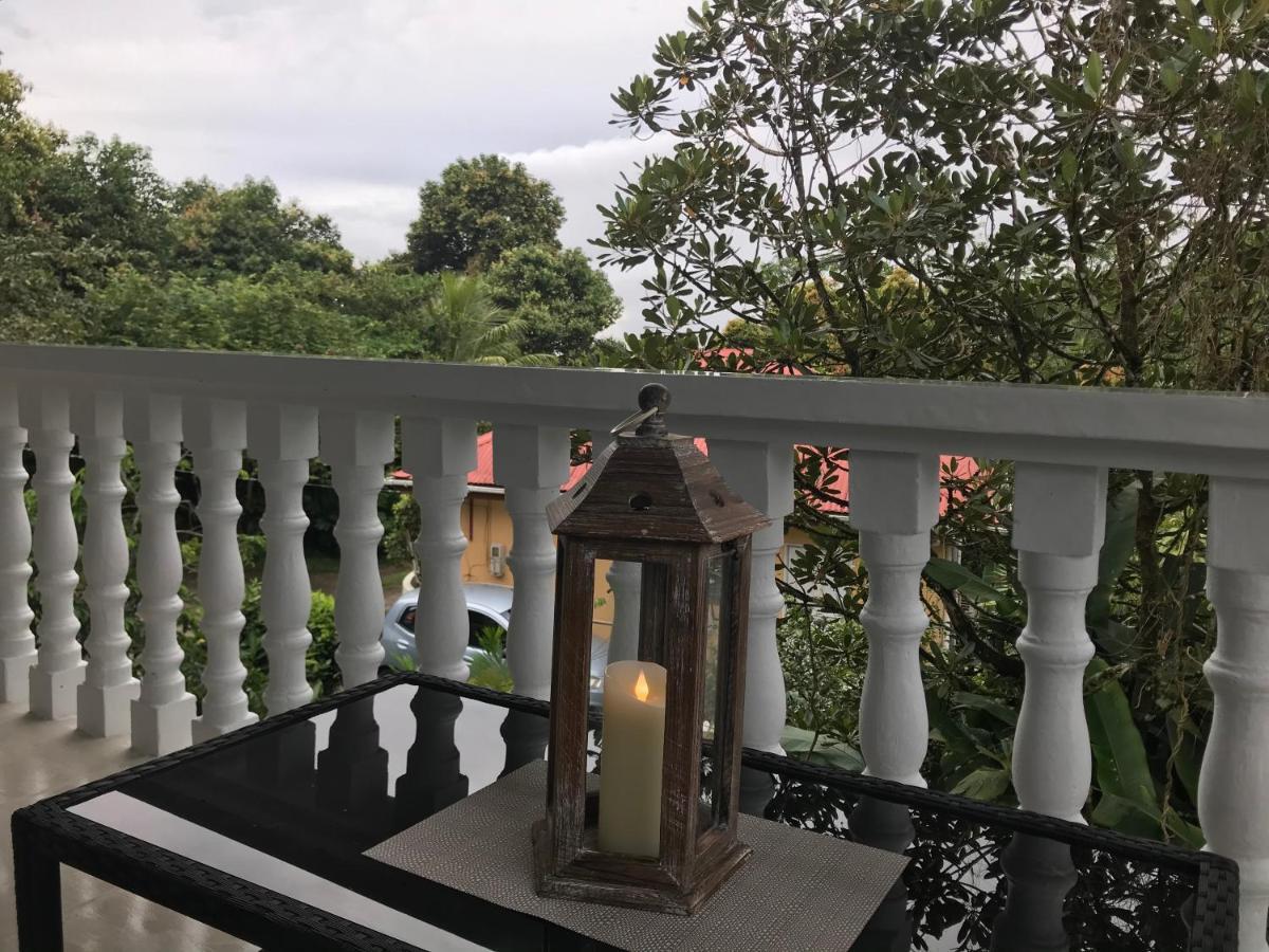 Tropical Garden Self Catering Villa Виктория Екстериор снимка